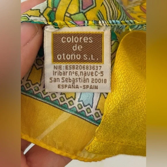 Reversible Silk Scarf from Spain. Floral Yellow  Print. - Picture 5 of 6